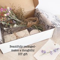 Garden Botanical DIY Gift Tag Kit - Floral Handmade Paper, Farm Grown Dried Flowers