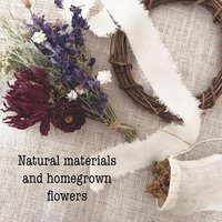 Americana Meadow Wreath Kit, DIY Dried Flower Craft, Rustic Red White & Blue Farmhouse Accent, Patriotic Decor