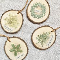 Pressed Flower Ornament Kit, DIY Christmas Ornaments, Botanical Wood Slice Craft, Farm-Grown Flowers, Nature-Inspired Gift