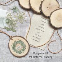 Pressed Flower Ornament Kit, DIY Christmas Ornaments, Botanical Wood Slice Craft, Farm-Grown Flowers, Nature-Inspired Gift