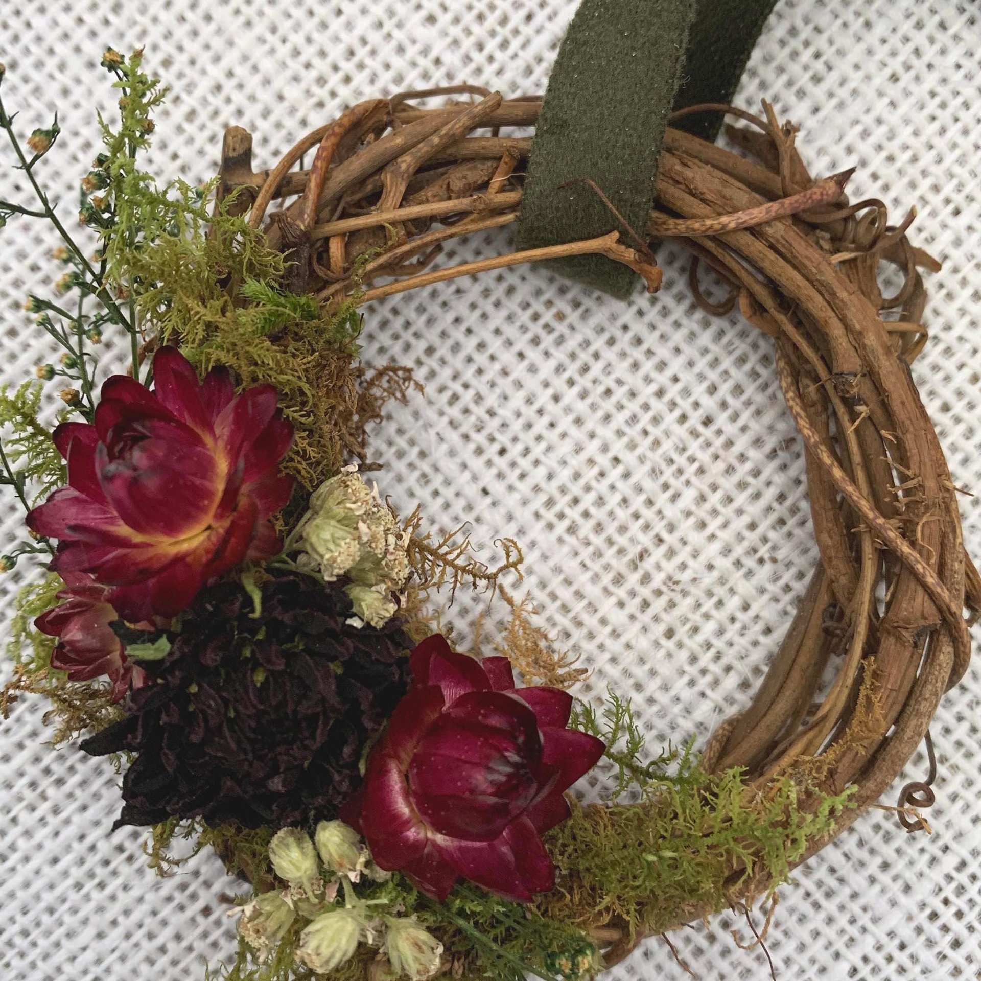 Burgundy Wreath Dried Floral Ornament