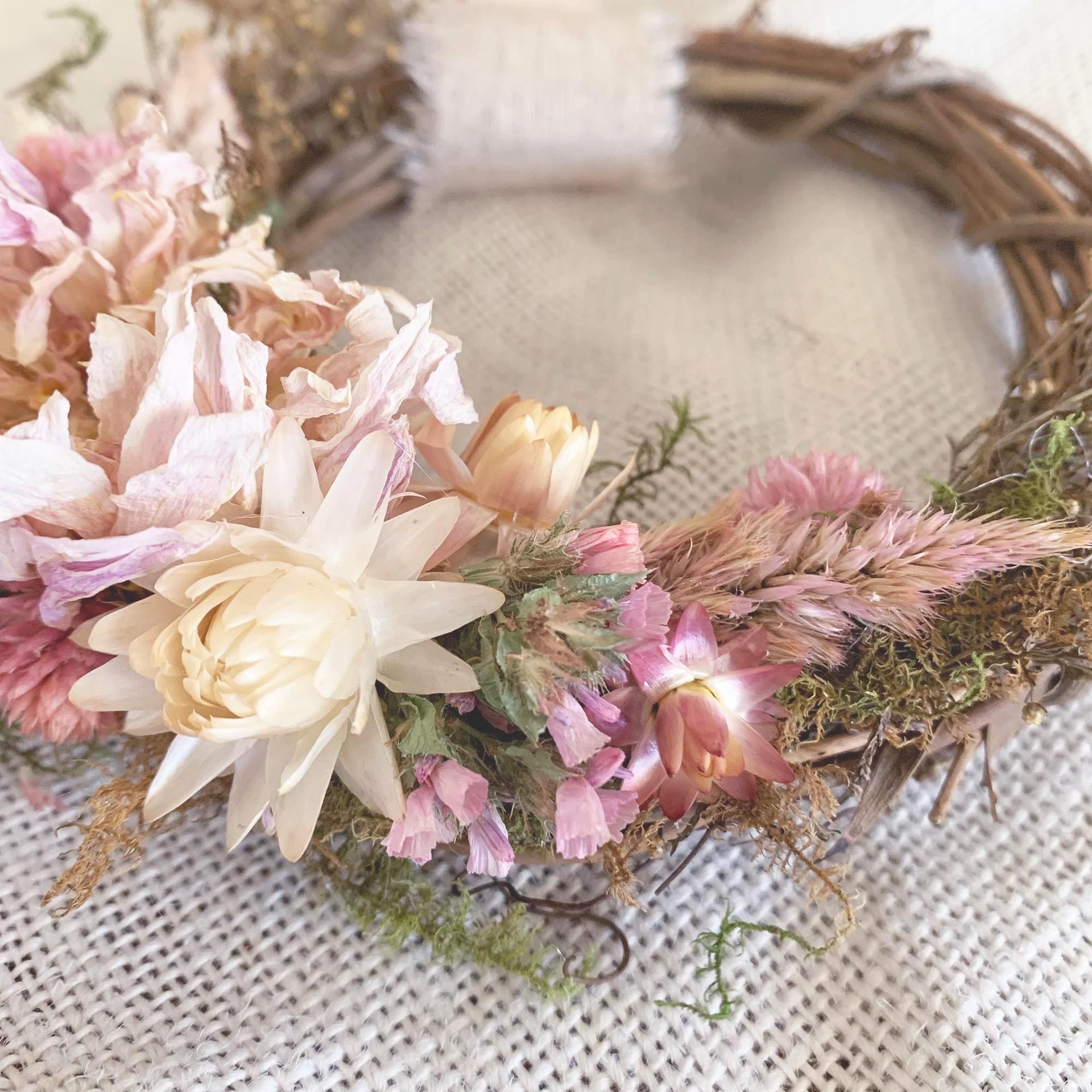 Dried Flower Wreath Making Kit--DIY Craft for Adults