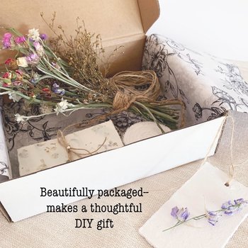 Garden Botanical DIY Gift Tag Kit - Floral Handmade Paper, Farm Grown Dried Flowers